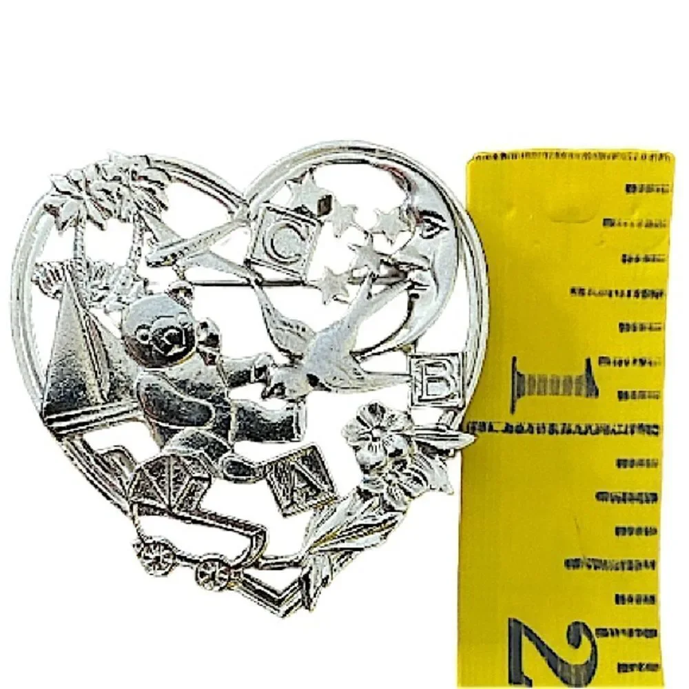 Vintage Avon Sweet Memories Heart Brooch Filigree Pin Silver Tone Collectible